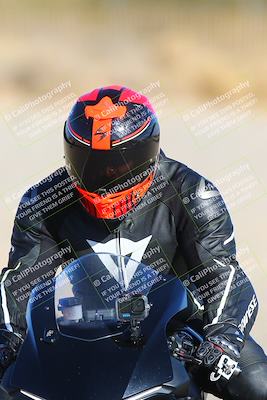 media/Jan-14-2024-SoCal Trackdays (Sun) [[2e55ec21a6]]/Turn 2 (1025am)/